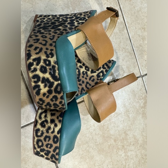 Nine West Leopard Wedges - Picture 4 of 5
